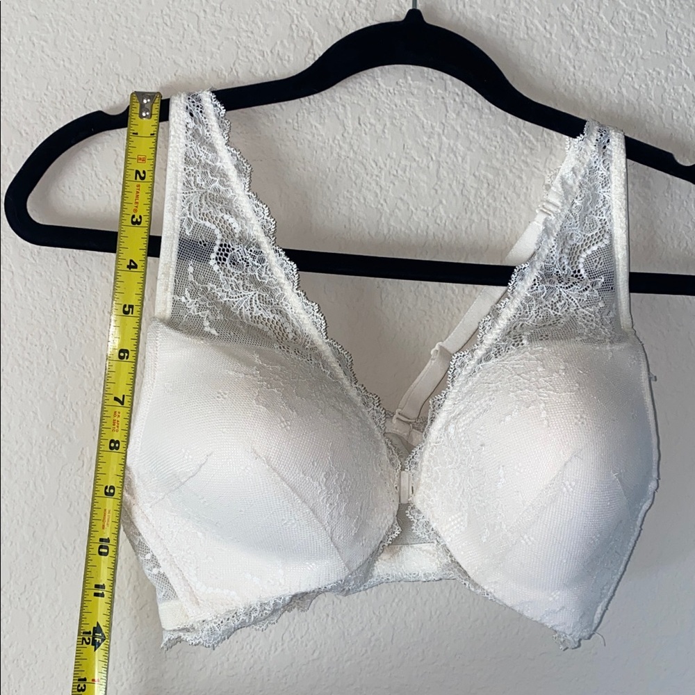 🛍️White Lace Spanx Undietectable Bra! - Picture 3 of 7